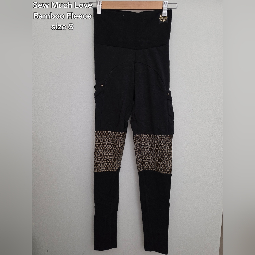 Sew Much Love Women's Black Bamboo Fleece Leggings with Printed Knee Panels
